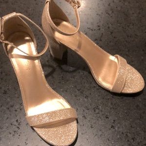 Dream Pairs Gold Glitter Chunk Low Heel Pumps